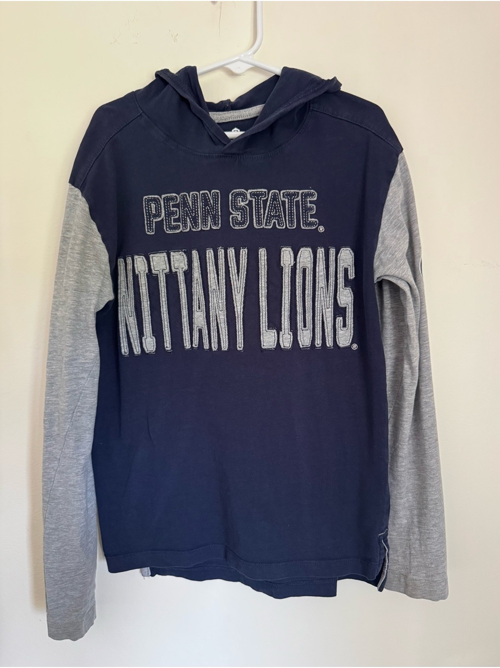 Gen2 Penn State Kids' Hooded Heritage Long Sleeve Tee, Size S-CH-P-8